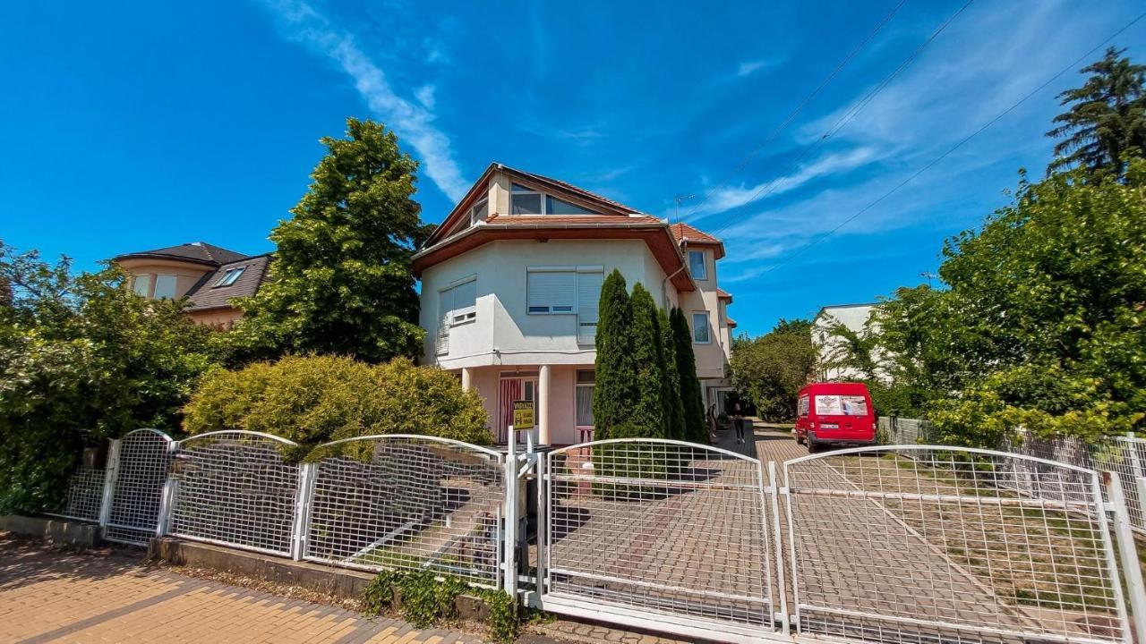 Zaira Apartman Hajduszoboszlo Exterior photo